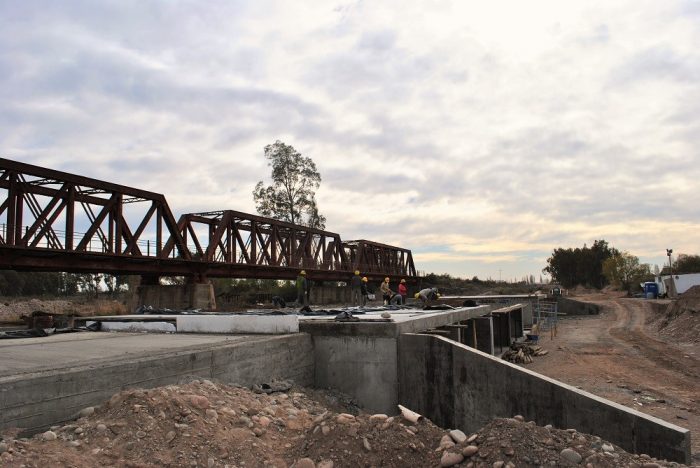 Avanza la construcción del nuevo desvío de cargas en San Rafael ...