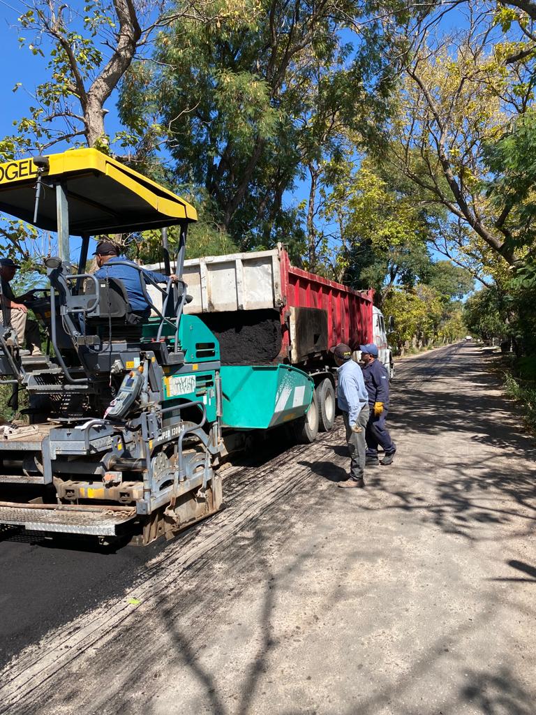 Vialidad Mendoza asfalta nuevas rutas y calles de San Carlos : Prensa ...