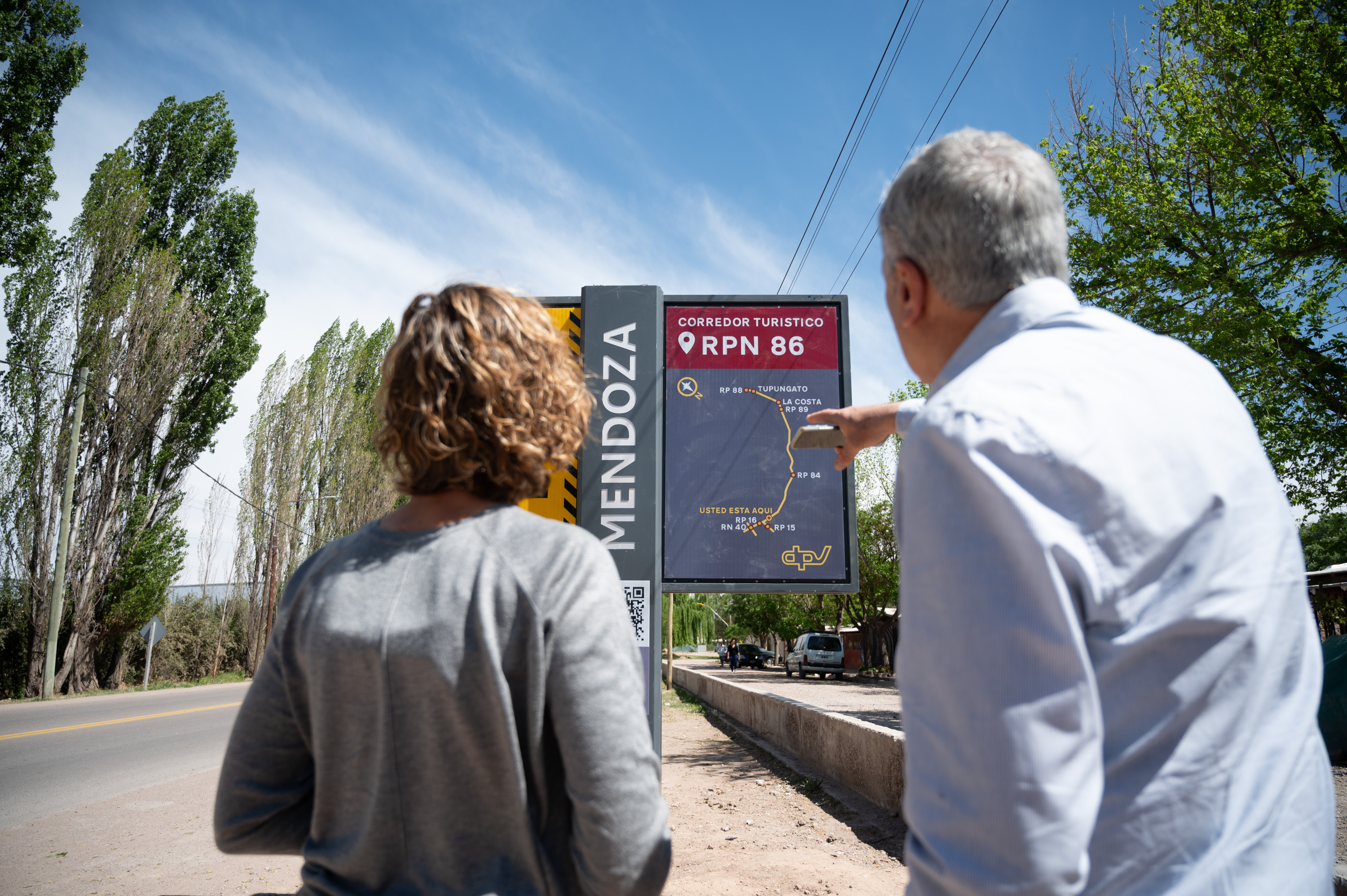 Vialidad Mendoza instaló el primer tótem con QR de rutas turísticas ...